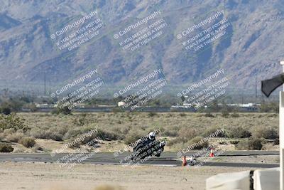 media/Jan-15-2026-Racers Edge (Thu) [[dfebeb70ab]]/2-A Group/Session 3 (Turn 15 Inside Pans)/